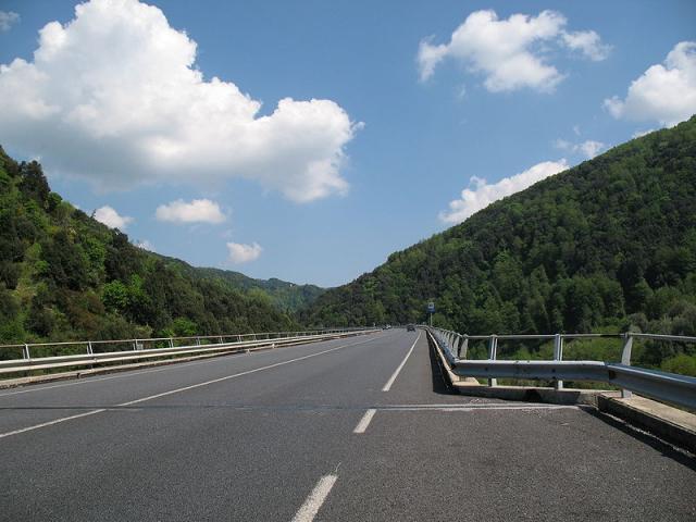 Ionio-Tirreno,incidente mortale,strada bloccata.